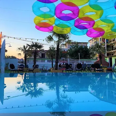 (adults Only) אכסניה *